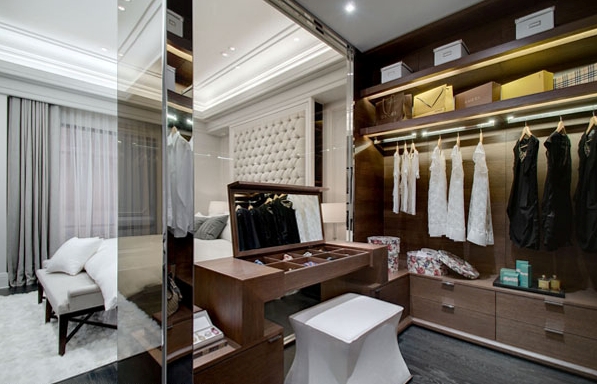 walk in closet