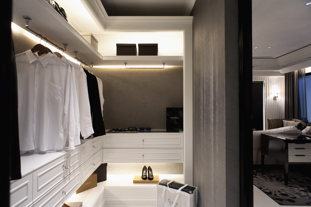 Walk in Closet