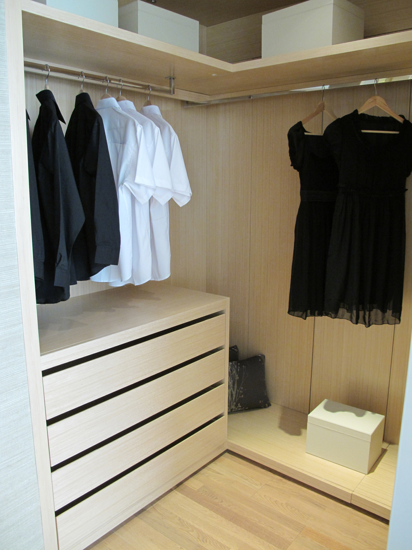 walk in closet
