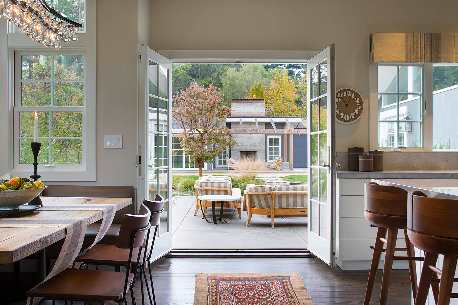 california-rancher-with-pool-house-lmb-interiors-img~a201a40f04f52c16_14-6893-1-49a1014