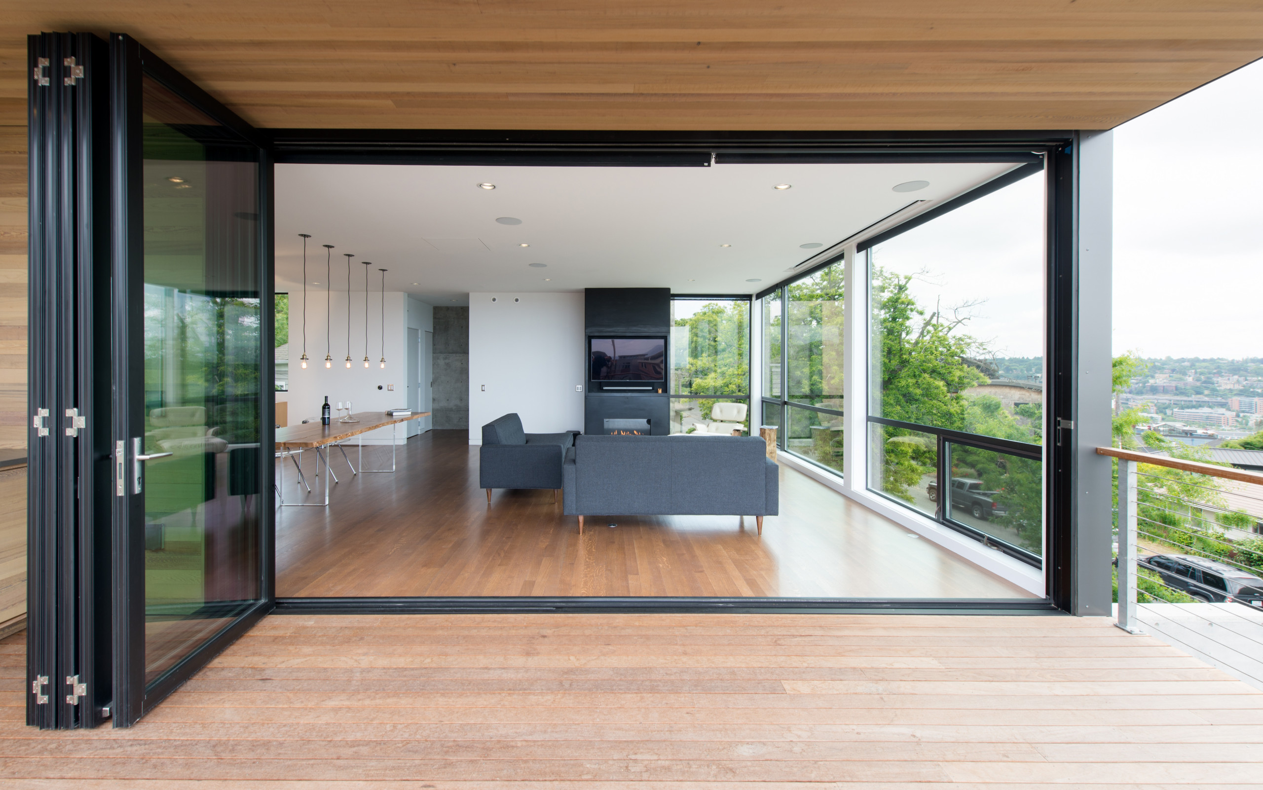 desai-lacantina-doors-img~e5015c2e06df5db8_14-8080-1-a8f3e63