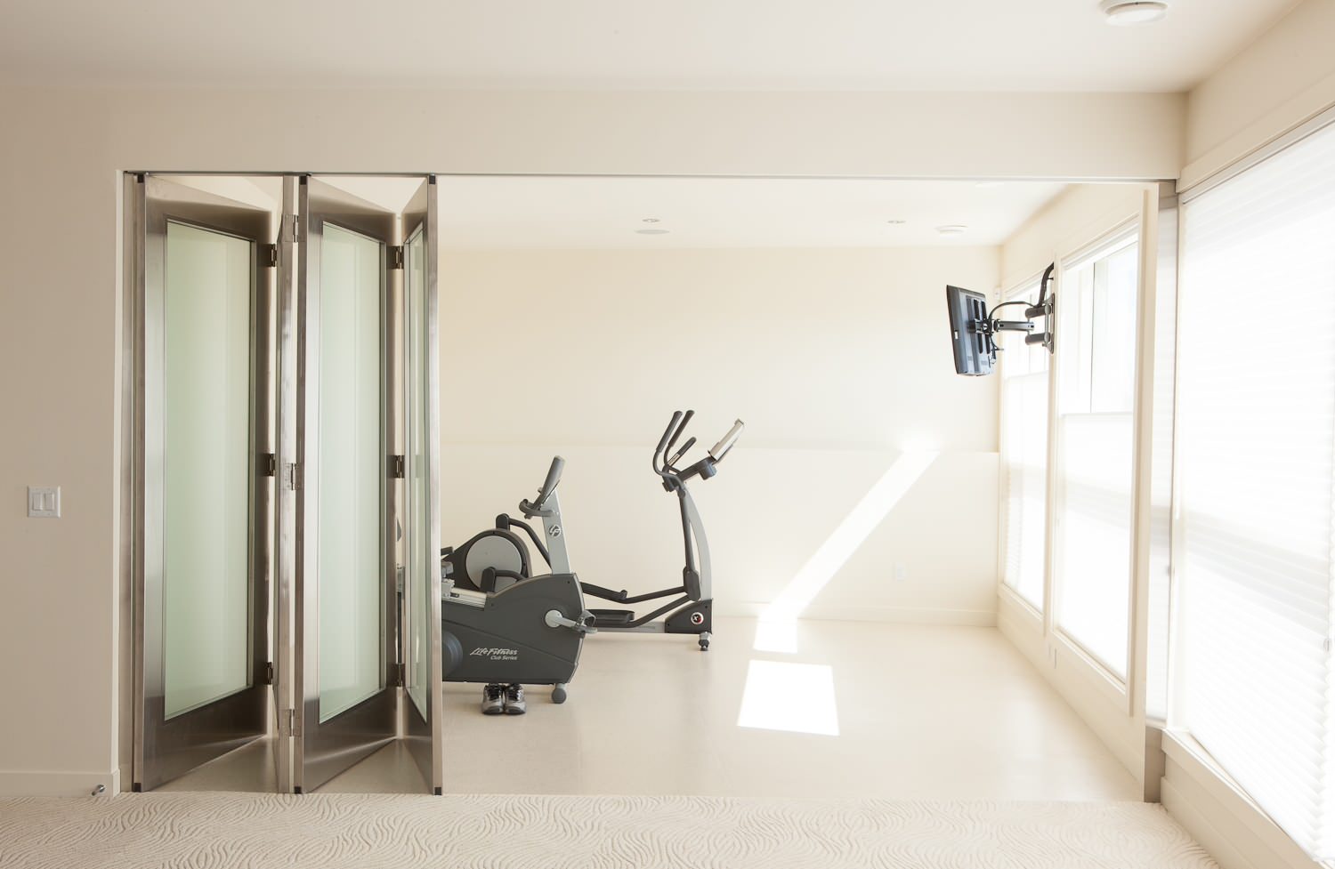 exercise-room-habitat-studio-img~bda100400fc7dfb3_14-2219-1-373051b