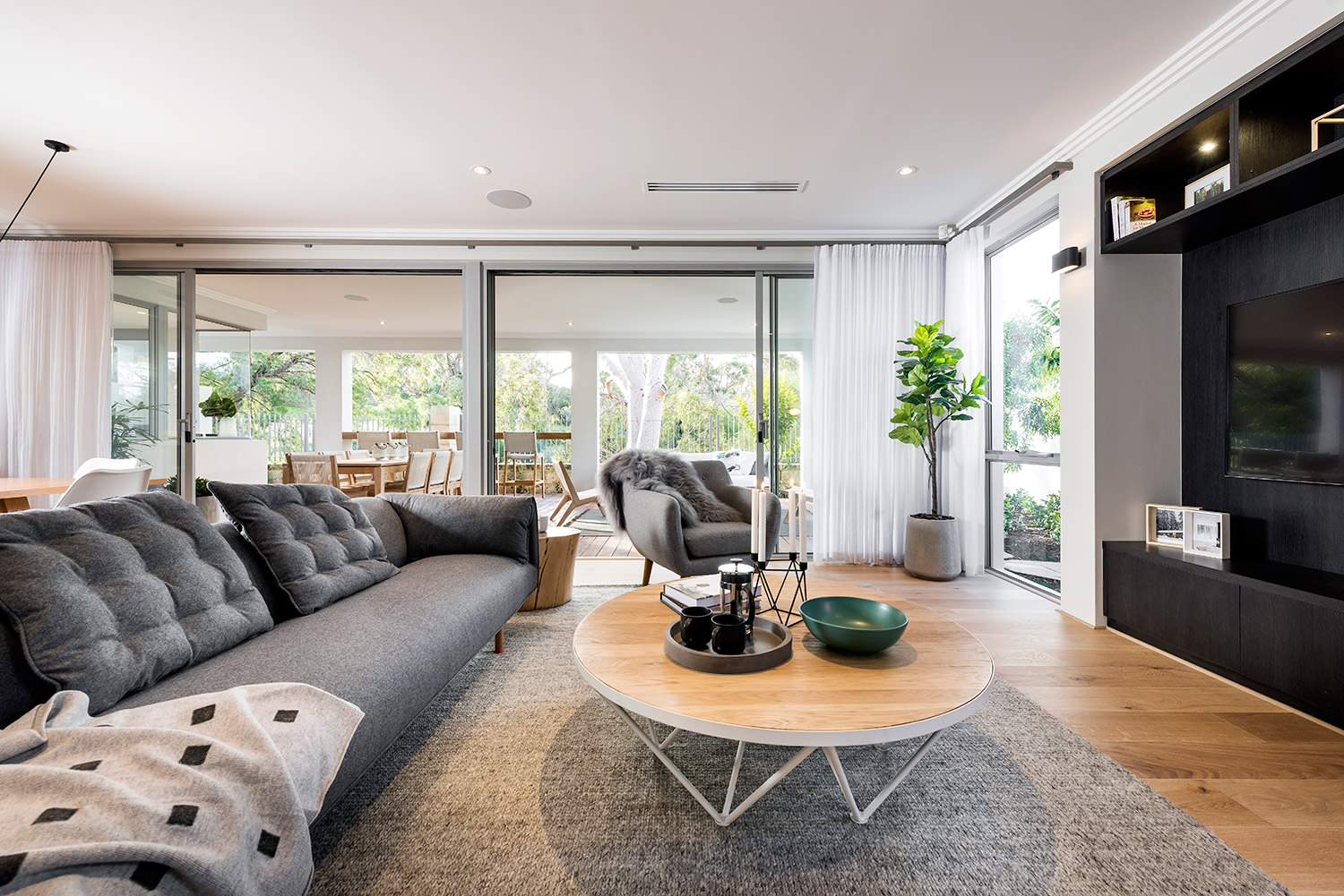 Glass Sliding Door With Aluminum Frame